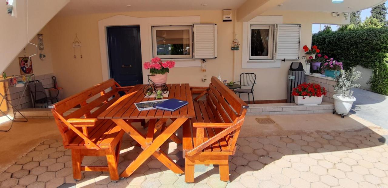 Iris-Gogo House Apartman Návplio Kültér fotó